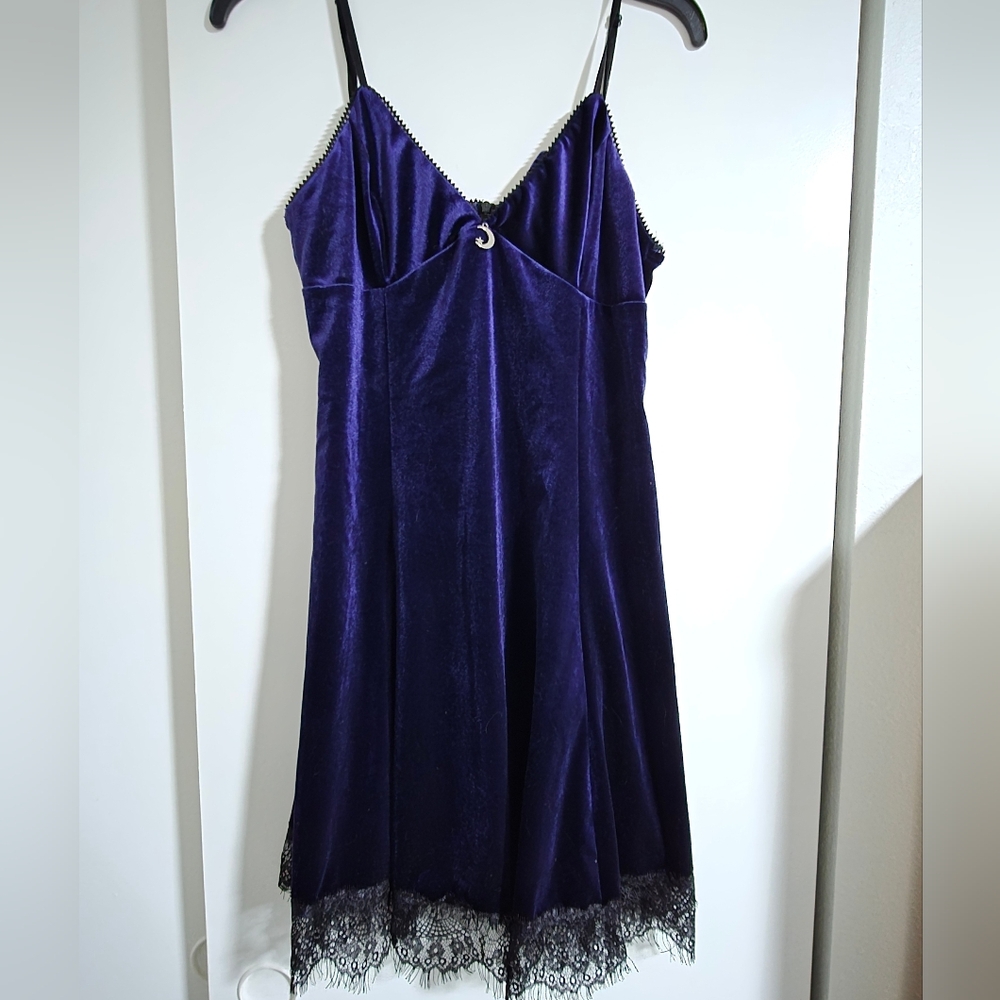 Elegant Purple Velvet/Lace Dress